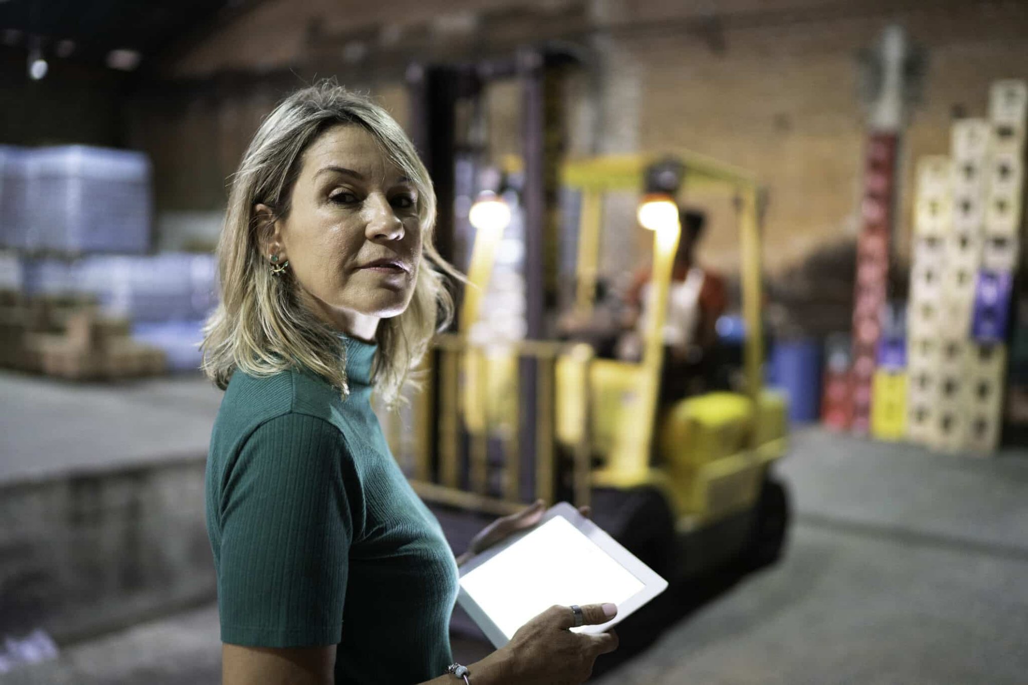 Warehouse-Wi-Fi-Forklift-2048x1366 Warehouse-Wi-Fi-Forklift-2048x1366