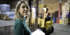 Warehouse-Wi-Fi-Forklift-qmero6y09jkm4i9qg7iq6211sa555mksjvn4pzapy4